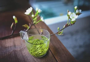 Bi Luo Chun (Green Snail Spring)
